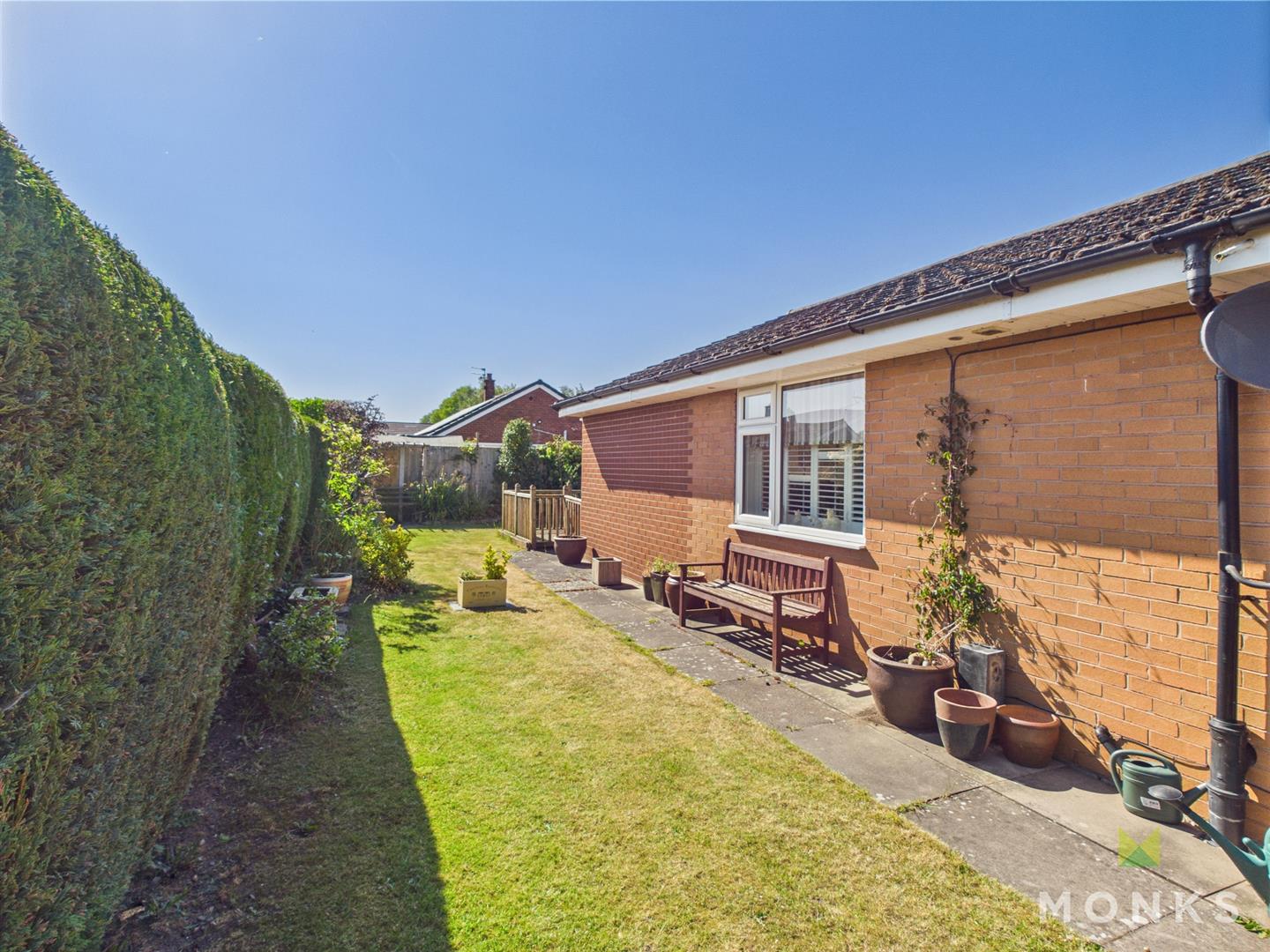 14 Sun Grove, Shrewsbury, SY4 5HH For Sale